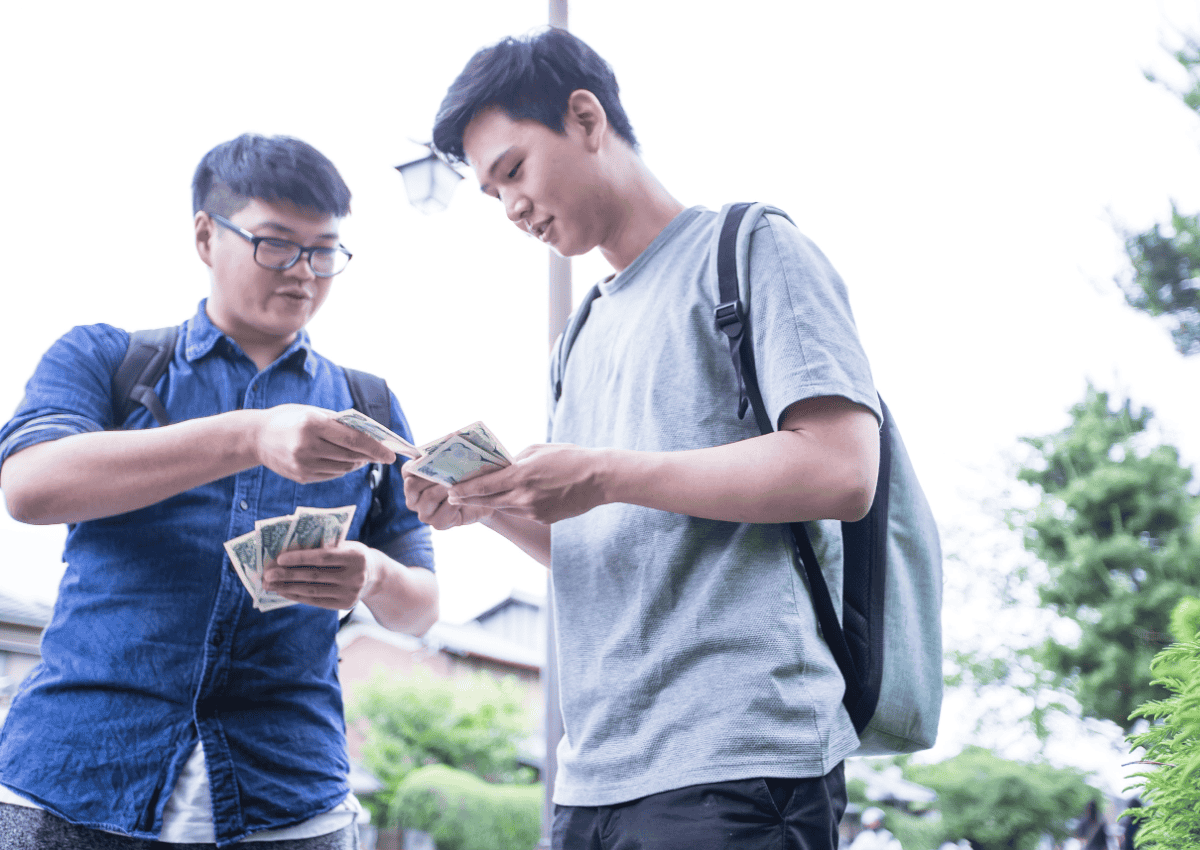 17 tuổi vay tiền ở đâu? Pháp lý, rủi ro và lựa chọn an toàn cho người dưới 18 tuổi 1 17 tuổi vay tiền ở đâu