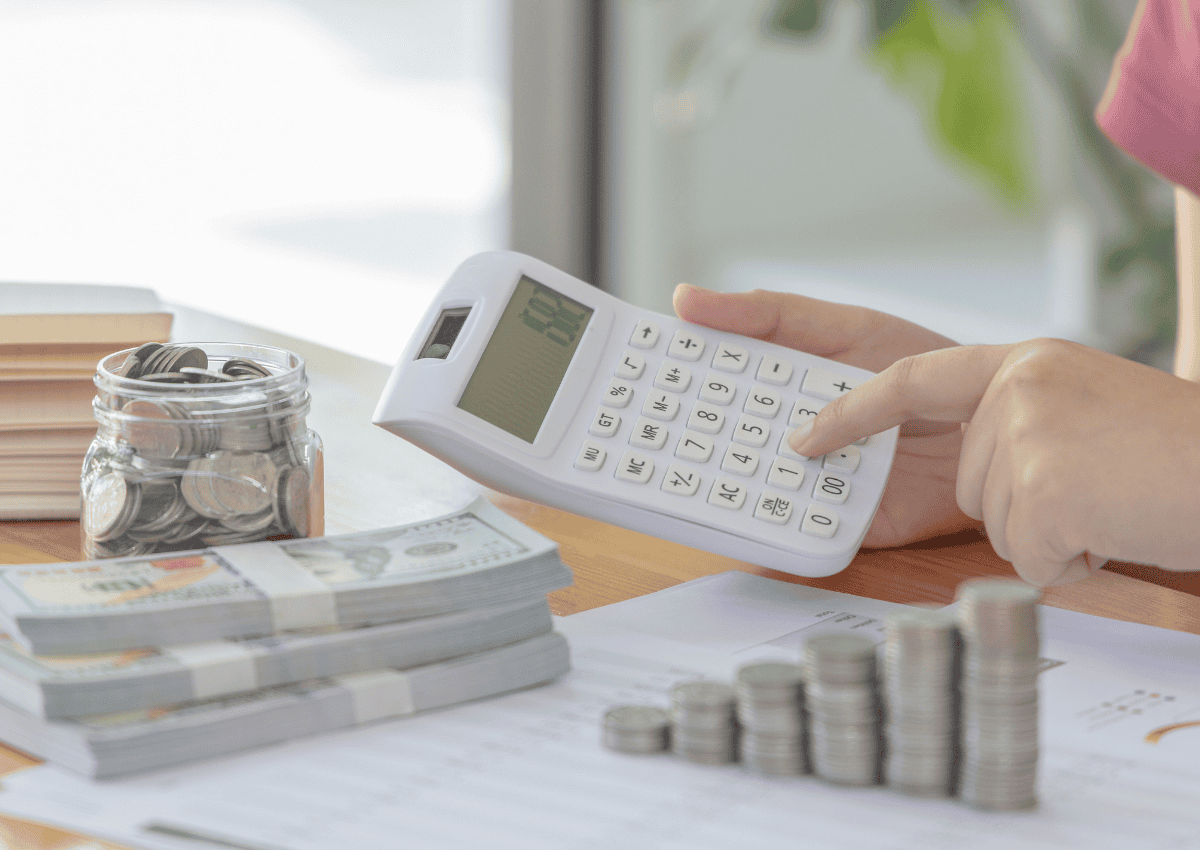 Cách tính dư nợ thẻ tín dụng & lãi suất thẻ tín dụng chi tiết nhất 2 Cách tính dư nợ thẻ tín dụng