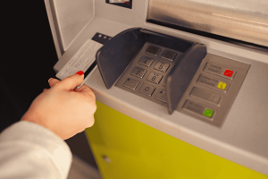 Dịch vụ cà thẻ tín dụng lấy tiền mặt