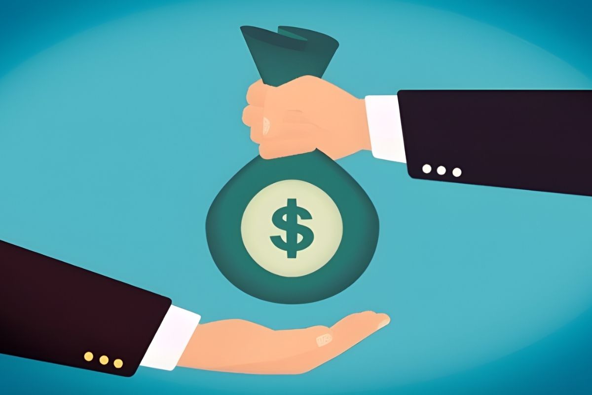 Các khoản vay của ngân hàng - nhân tố tác động đến rủi ro tín dụng 3 Các khoản vay của ngân hàng yếu tố đặc thù khác tác động đến rủi ro tín dụng